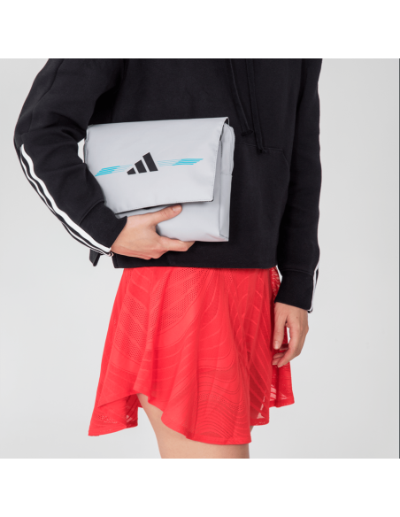 Neceser Adidas Offwhite 3.4 2025 - Estilo y Organización